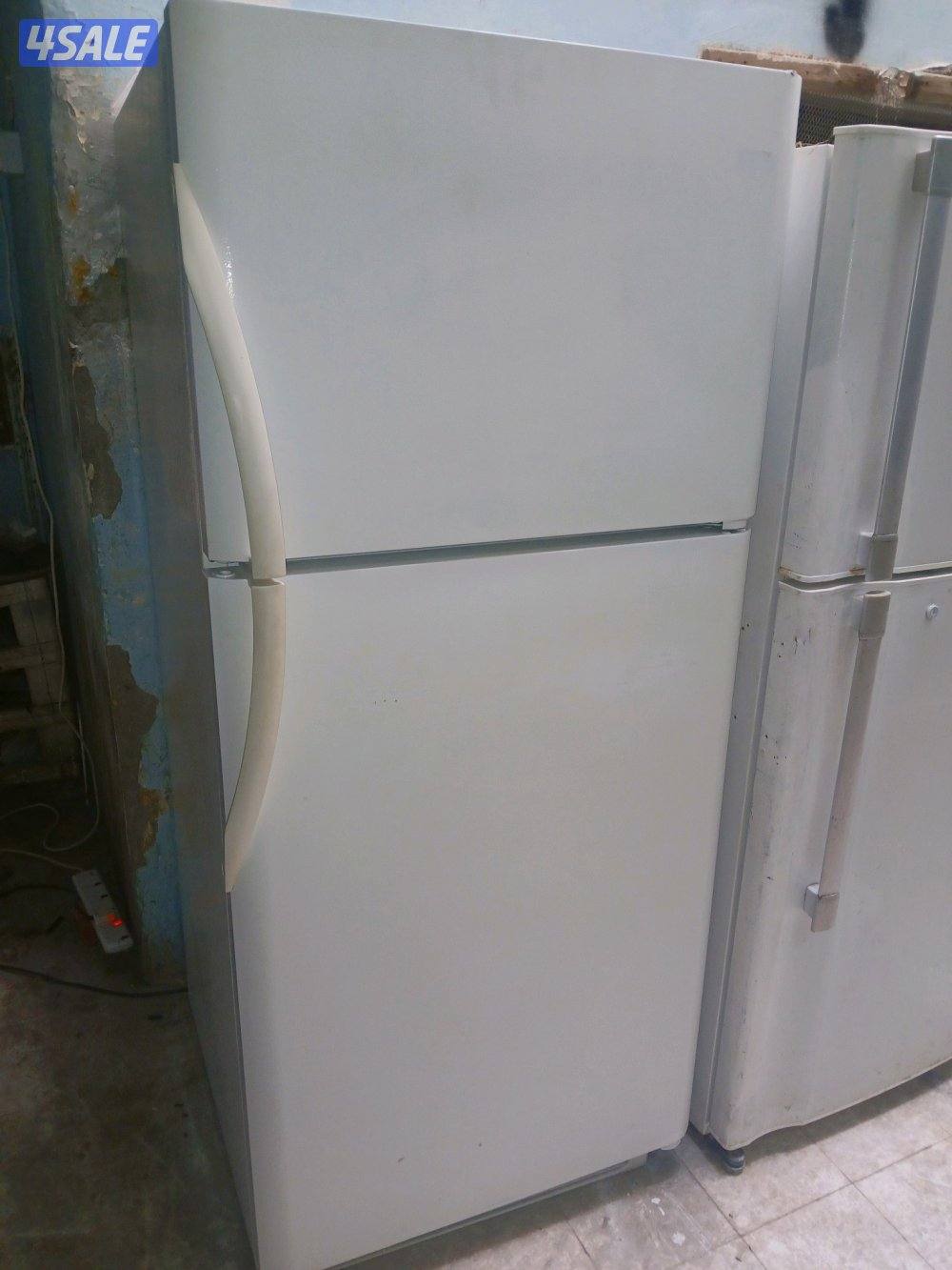 للبيع ثلاجه فريجدير أمريكي بحاله جيده جدا مع الكفالة والتوصيل عائلية2