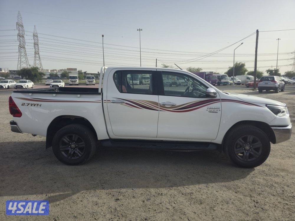 Toyota Hilux pick-up 2021 automatic 4x4 (64000 km)2