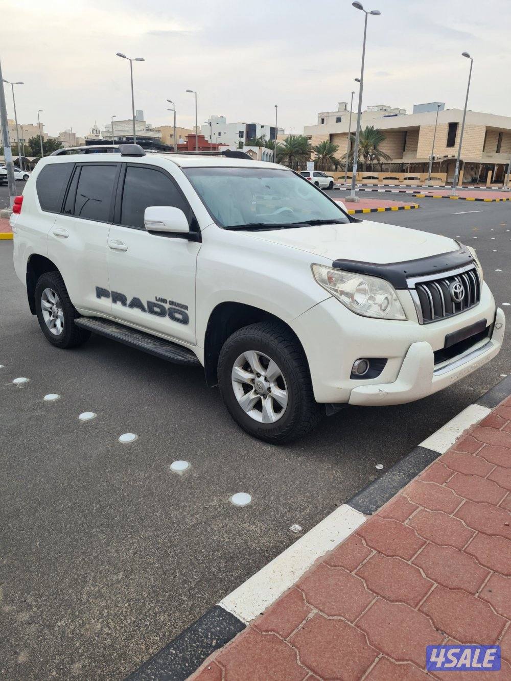 تويوتا برادو ٢٠١٣ TXL أبيض صدفي1