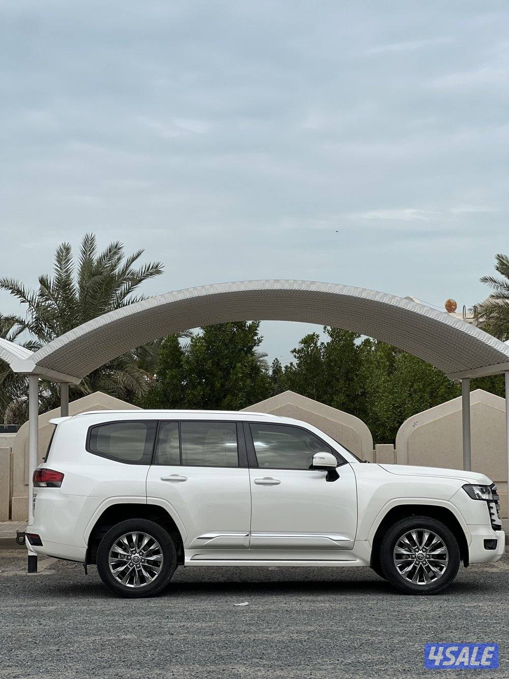 لاند كروزر ايرو2