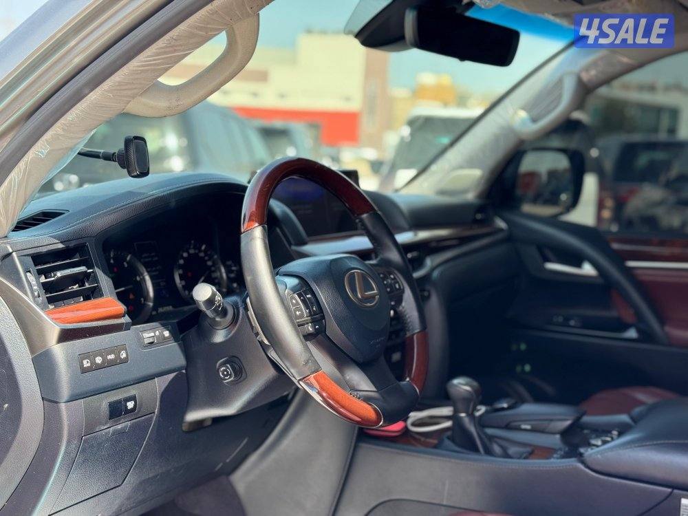 لكزس 2019 الساير سبورت شرط الفحص7