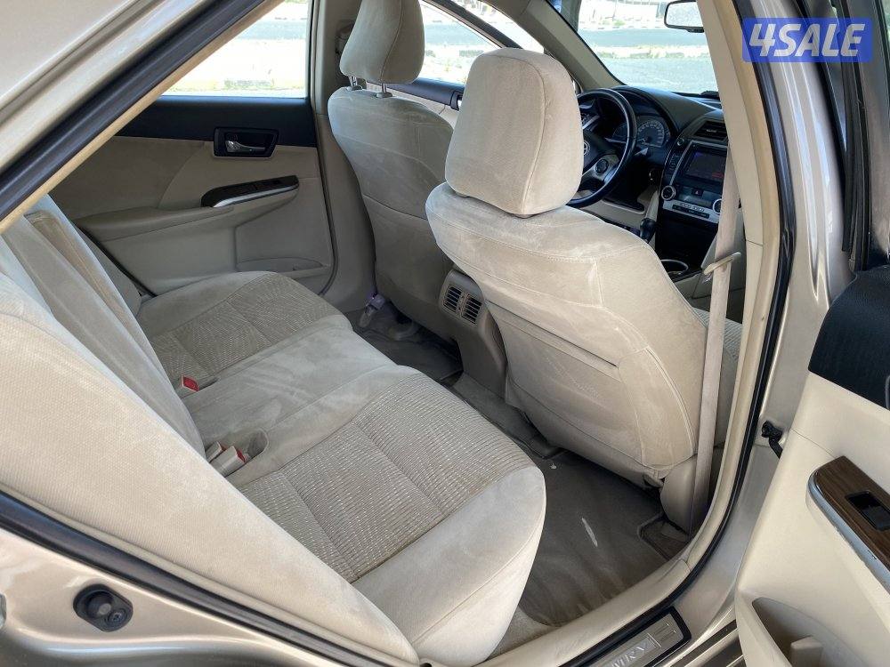 تويوتا كامري GLX ماشي 180 مالك اول الدرجه الالي فتحه9