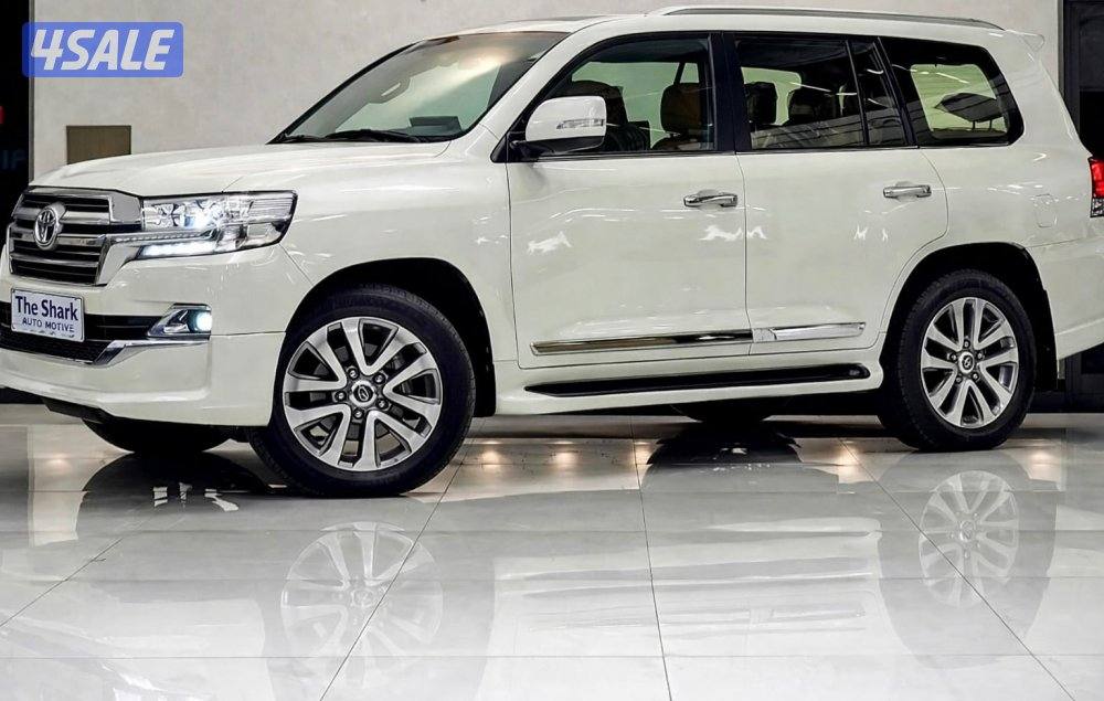 تويوتا لاندكروزر 2019 Gxr V8 وكالة البحرين جاهزه للتصدير مع التخليص0