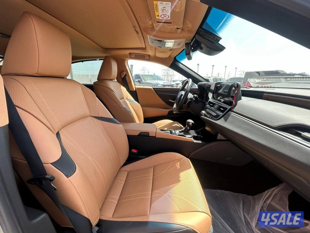 لكزس ES350 موديل 2024 ماشى 28.000 k.m وارد الساير .صبغ وكالةً5