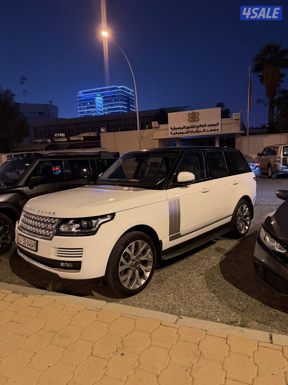 للبيع رنج روفر فوج موديل 2015 شرط الفحص7
