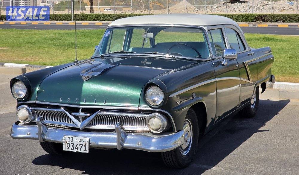 للبيع سيارة انتيك فورد غراند ماركيز 19558