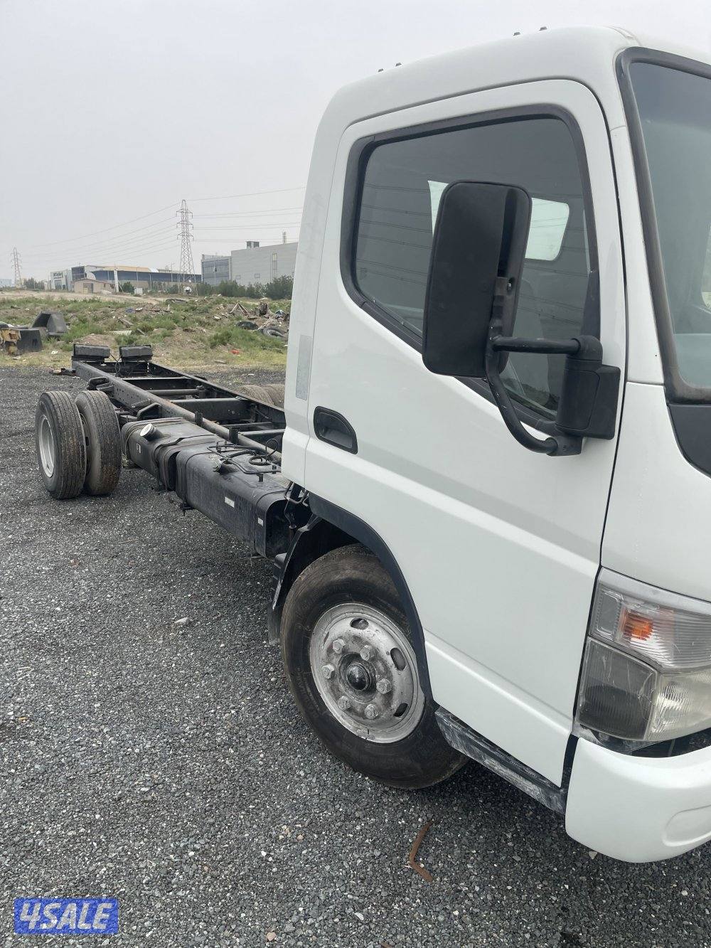 ميتسوبيشي ديل غمارة 2019 بحالة الوكالة عداد 81الف فقط11