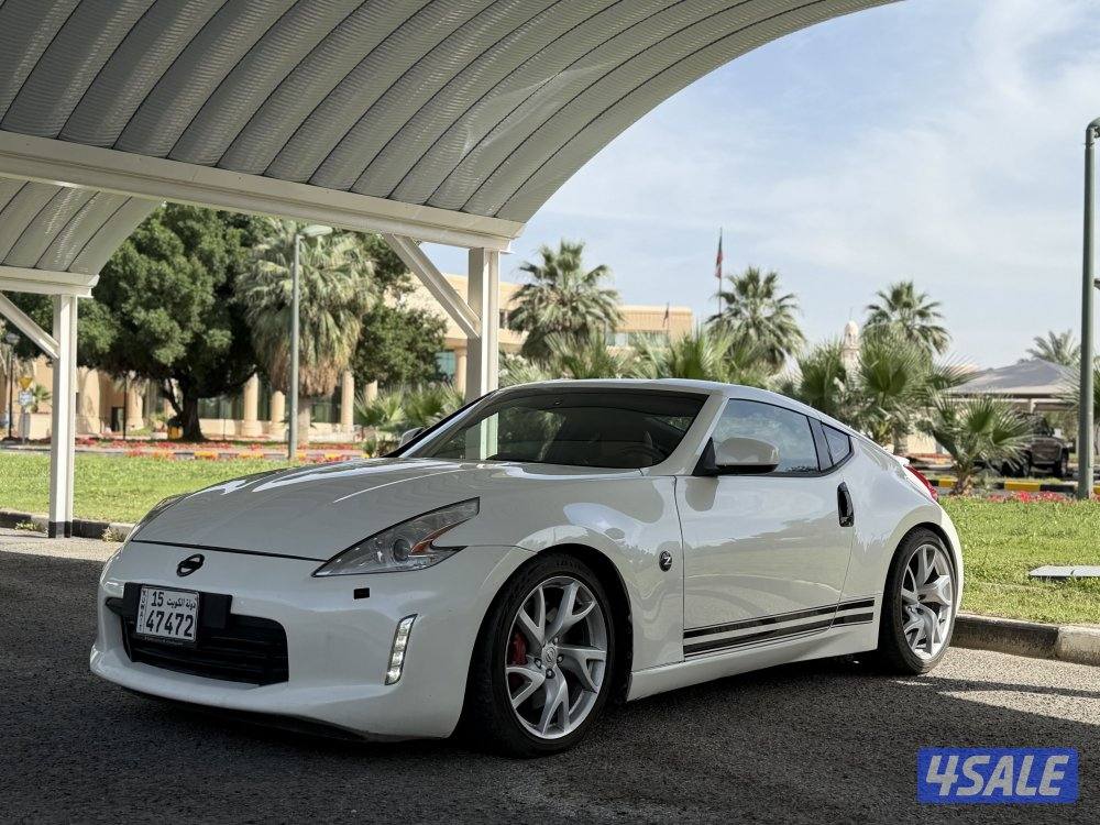 نيسان زد موديل 2015 بحالة ممتازة2