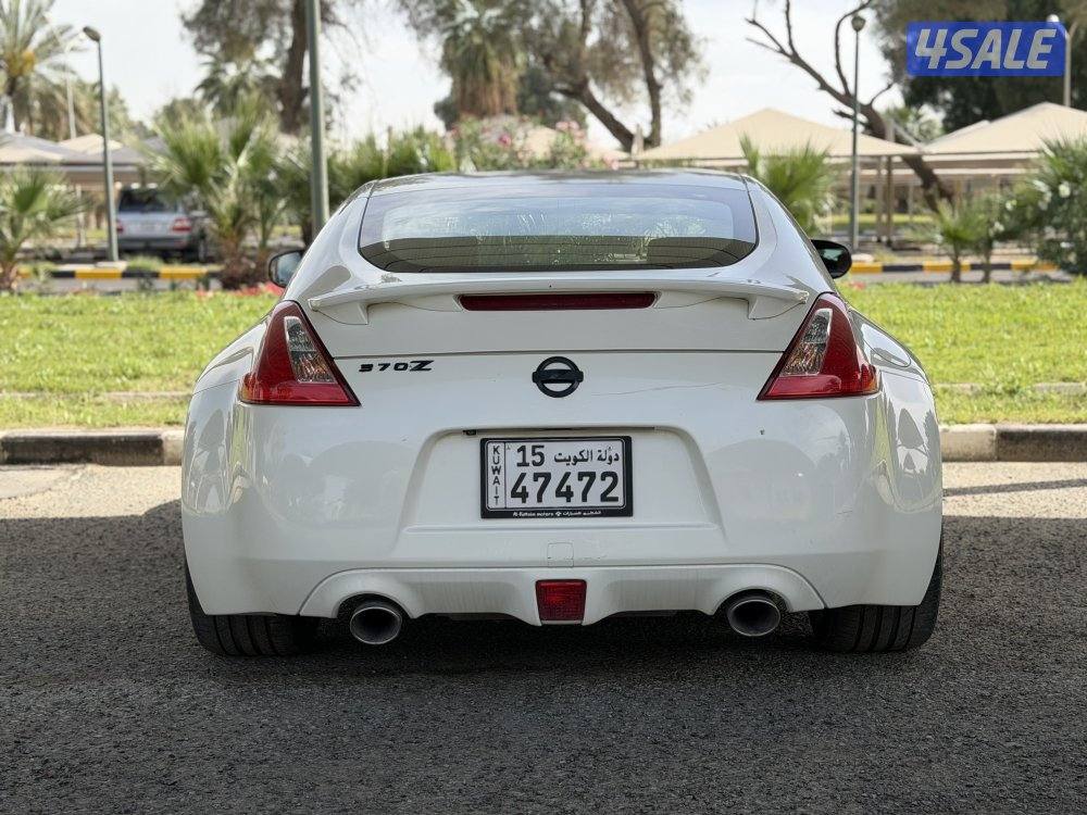 نيسان زد موديل 2015 بحالة ممتازة4