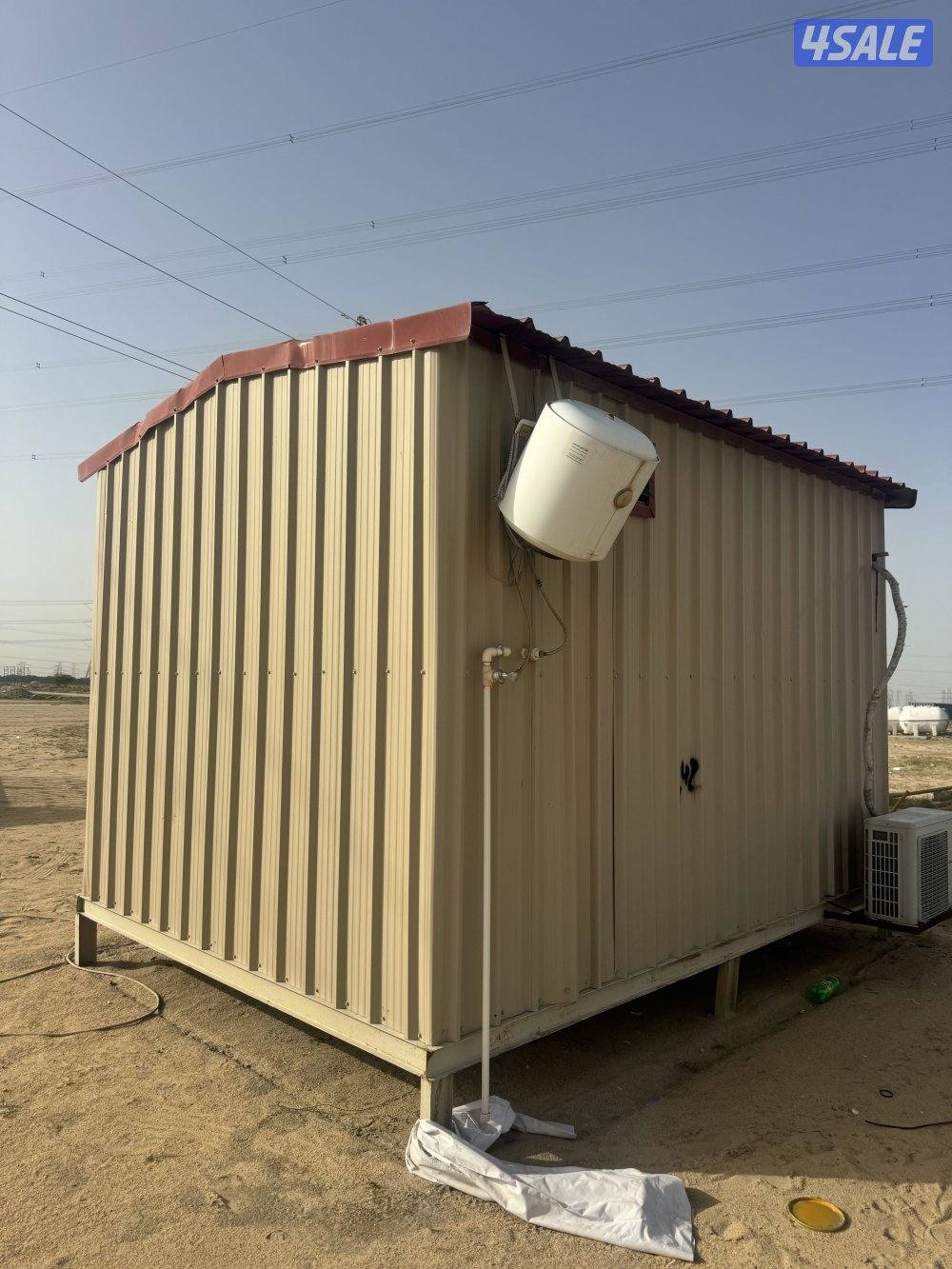 للبيع شاليه ثابت مقاس 3/4 نضيف جدد معه وحده تكيف طن ونص0