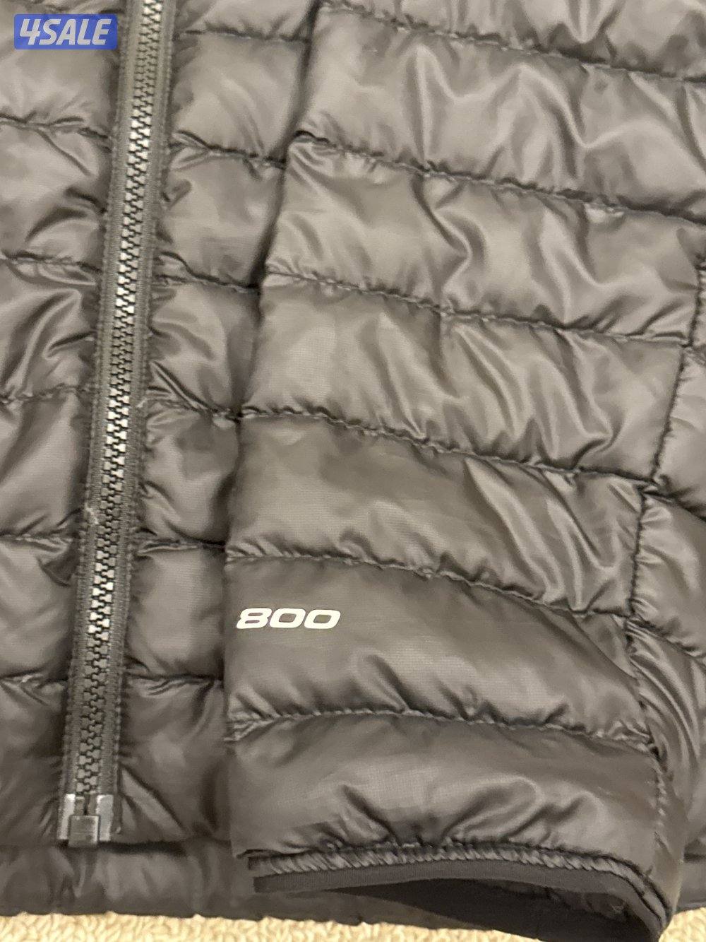 للبيع جاكيت شبه جديد نورث فيس1