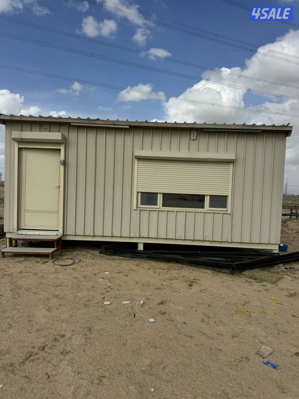 للبيع شاليه ثابت مقاس 6/4 دوانيه سندويش بنل كأمل سماكت السندوش 10سانتي0