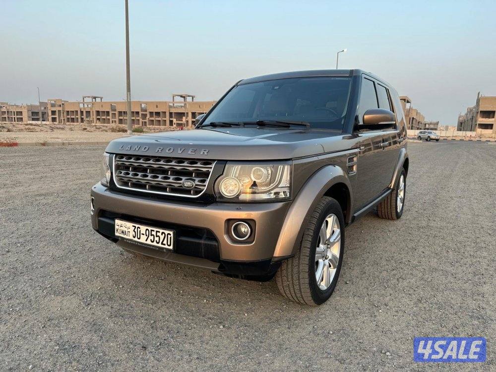 لاندروفر LR4 موديل ٢٠١٥ في قمة النظافة6