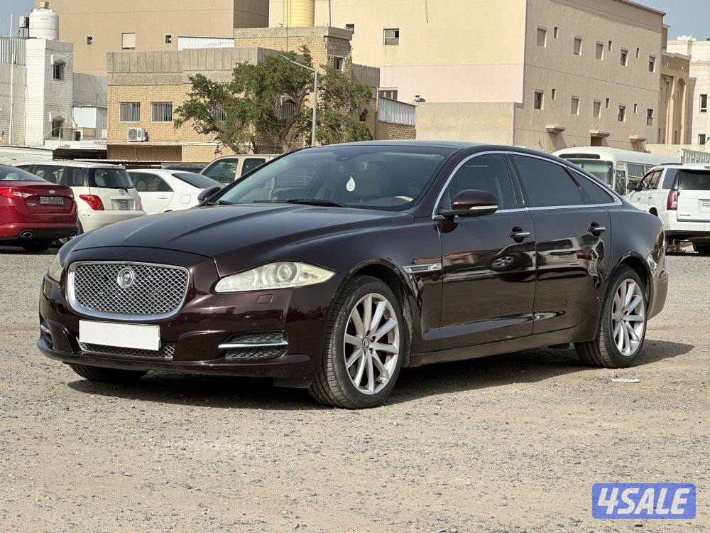 جاكوار XJL موديل 2013 ماشي109 الف مالك الاول اصباغ متفرقة1