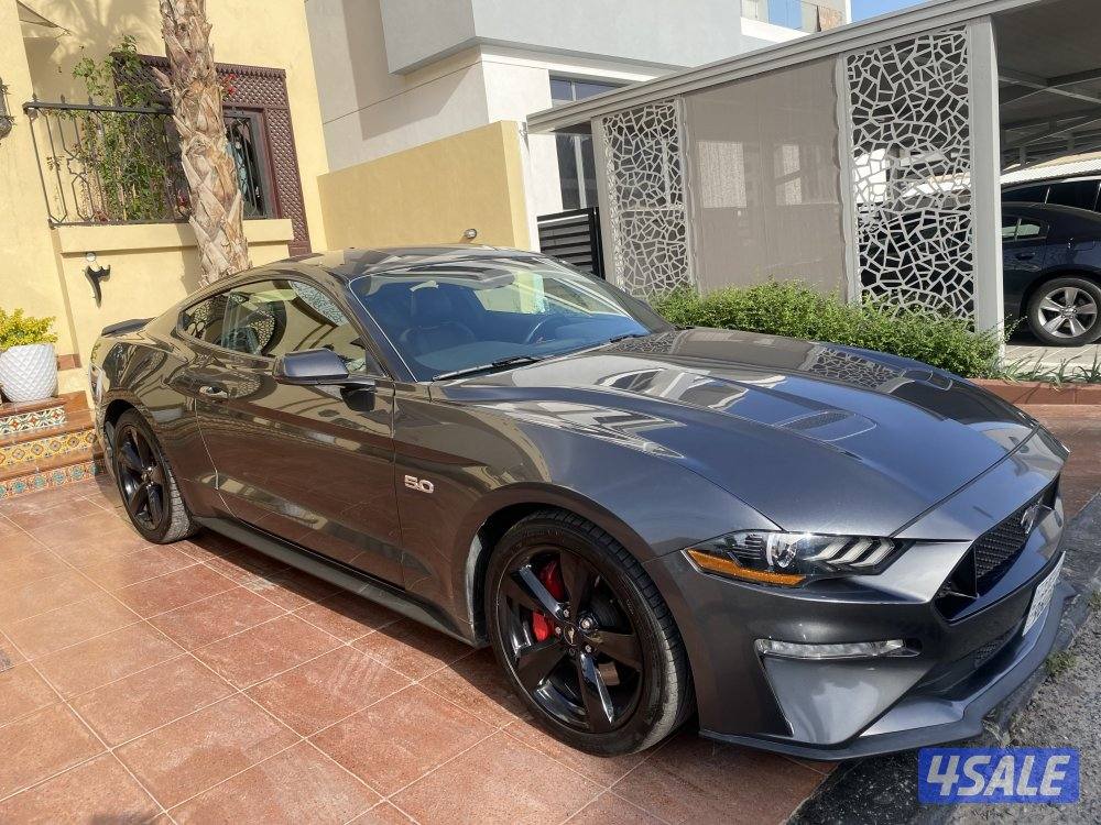 موستنغ بريميوم1