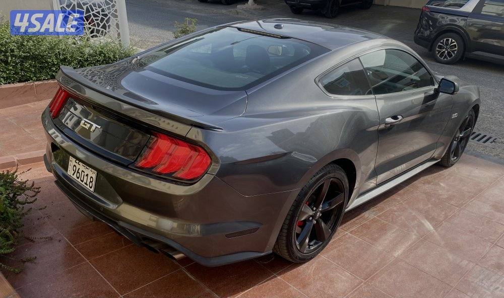 موستنغ بريميوم0