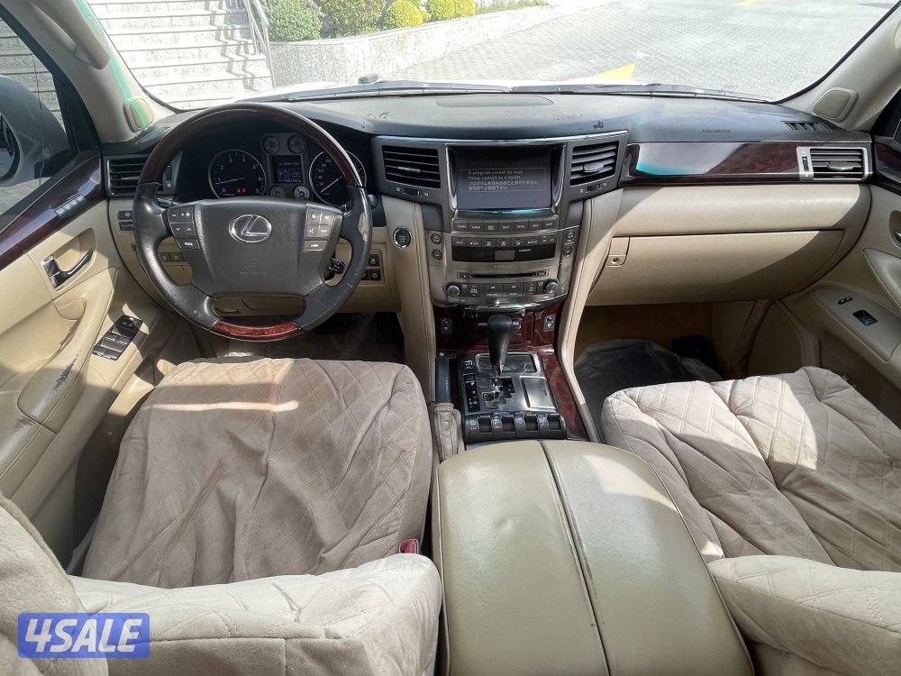 لكزس LX570 موديل 20098