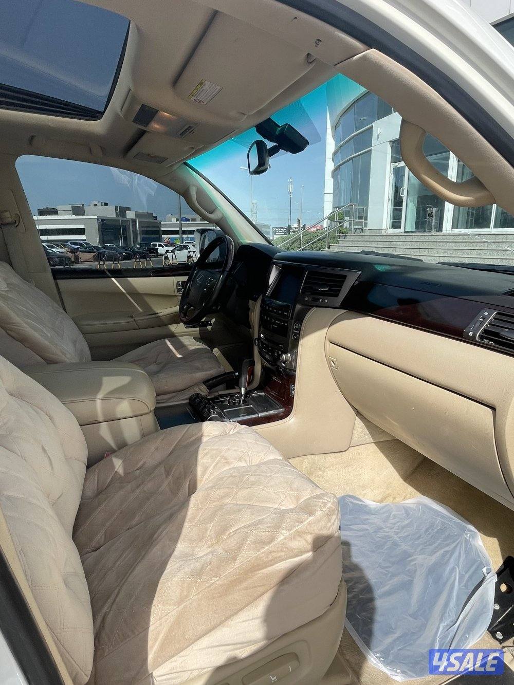 لكزس LX570 موديل 20099