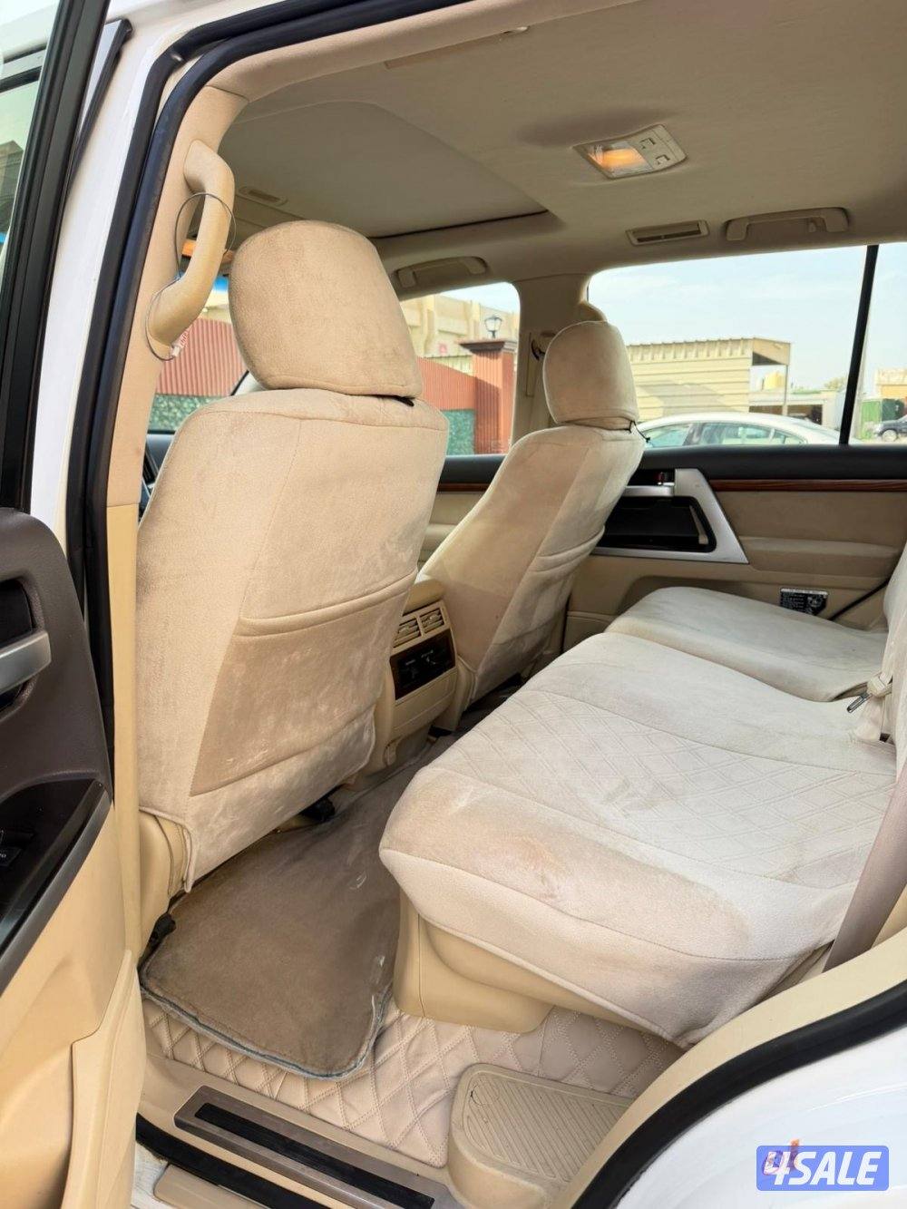 لاند كروزر 2016 VXR عداده 18010