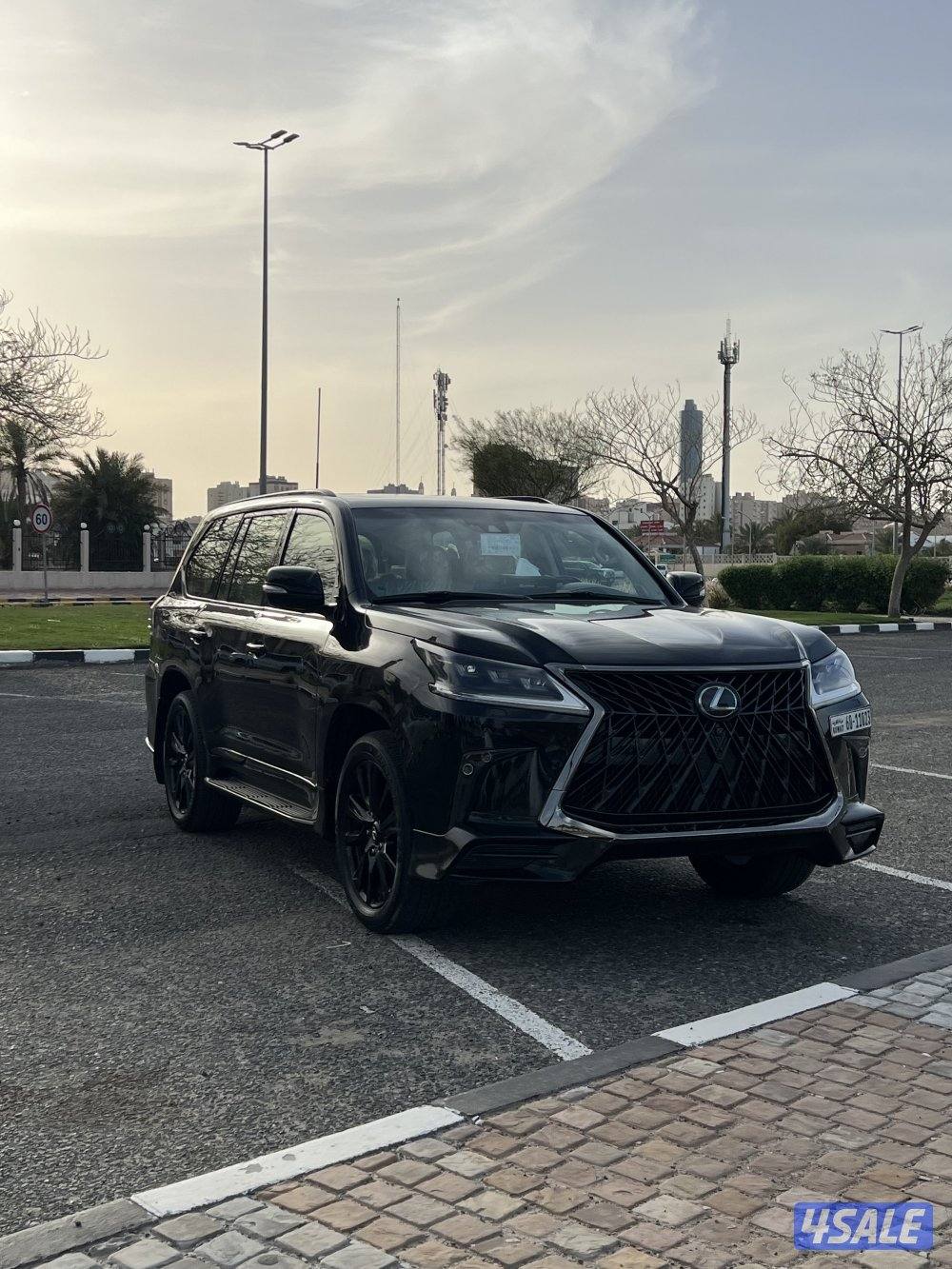 لكزس بلاك ايديشن2