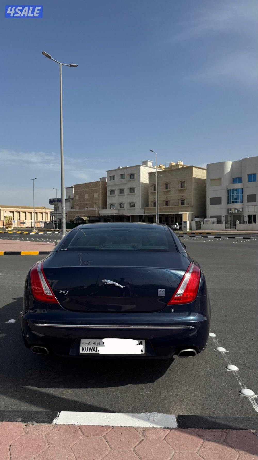 للبيع جاكوار xj وارد الزياني 2012التواصل واتس2