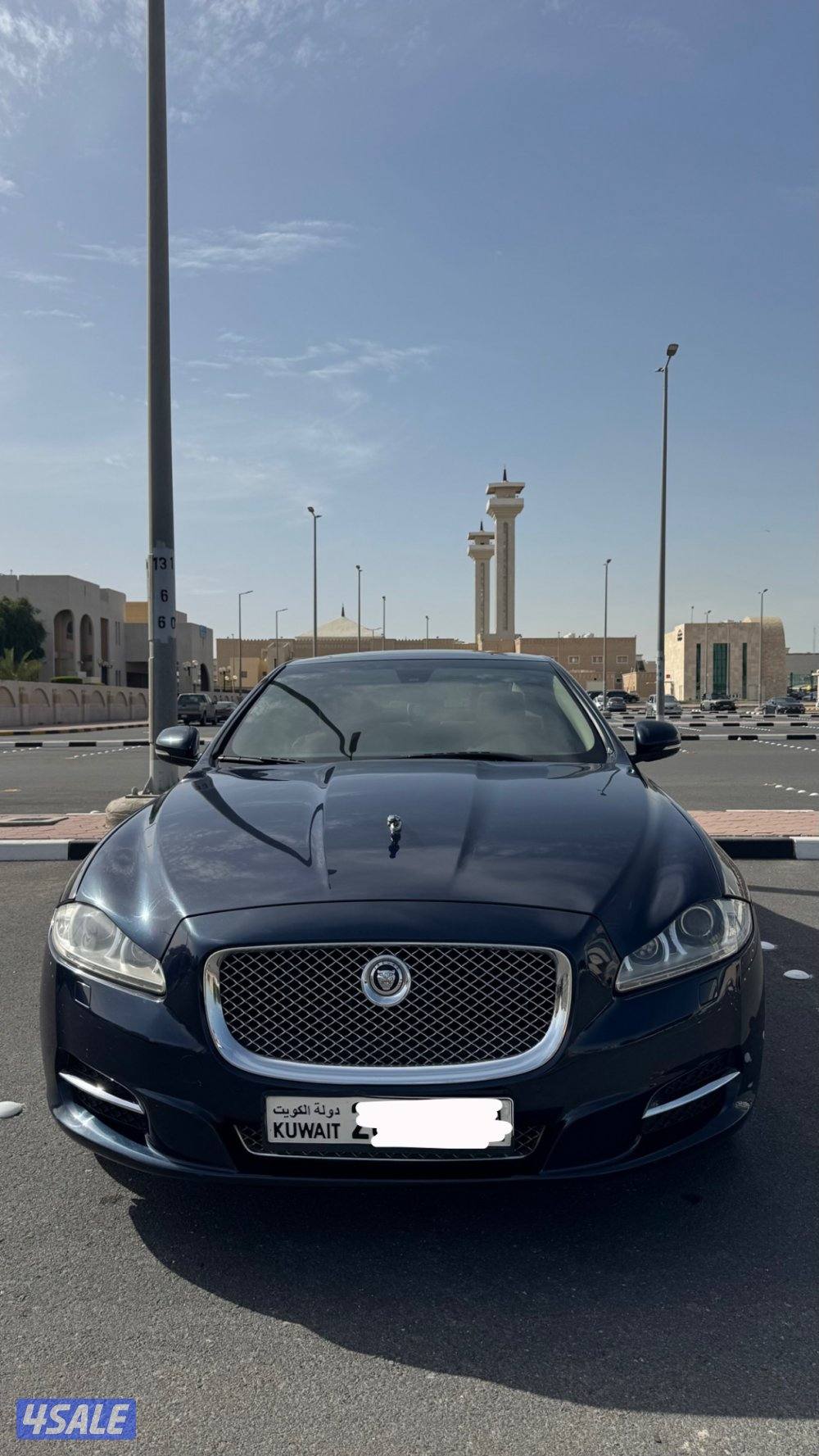 للبيع جاكوار xj وارد الزياني 2012التواصل واتس5