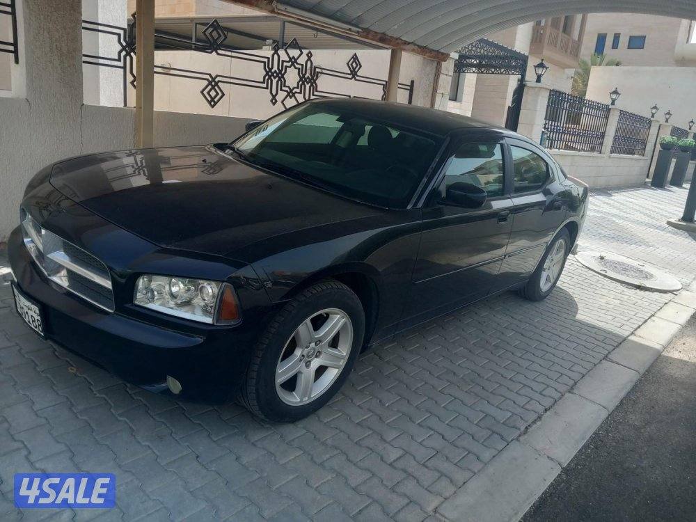 دوج موديل 2010 عداد 99 الف 6 سلندر مالك الاول شرط الفحص0