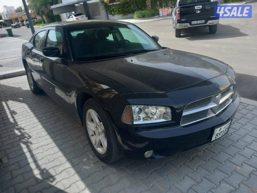 دوج موديل 2010 عداد 99 الف 6 سلندر مالك الاول شرط الفحص1