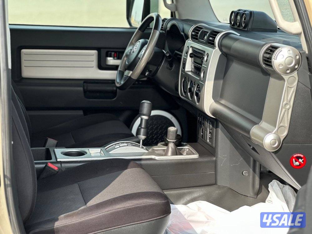 للبيع تويوتا اف جي ماشي ١٠٠ الف كيلو4