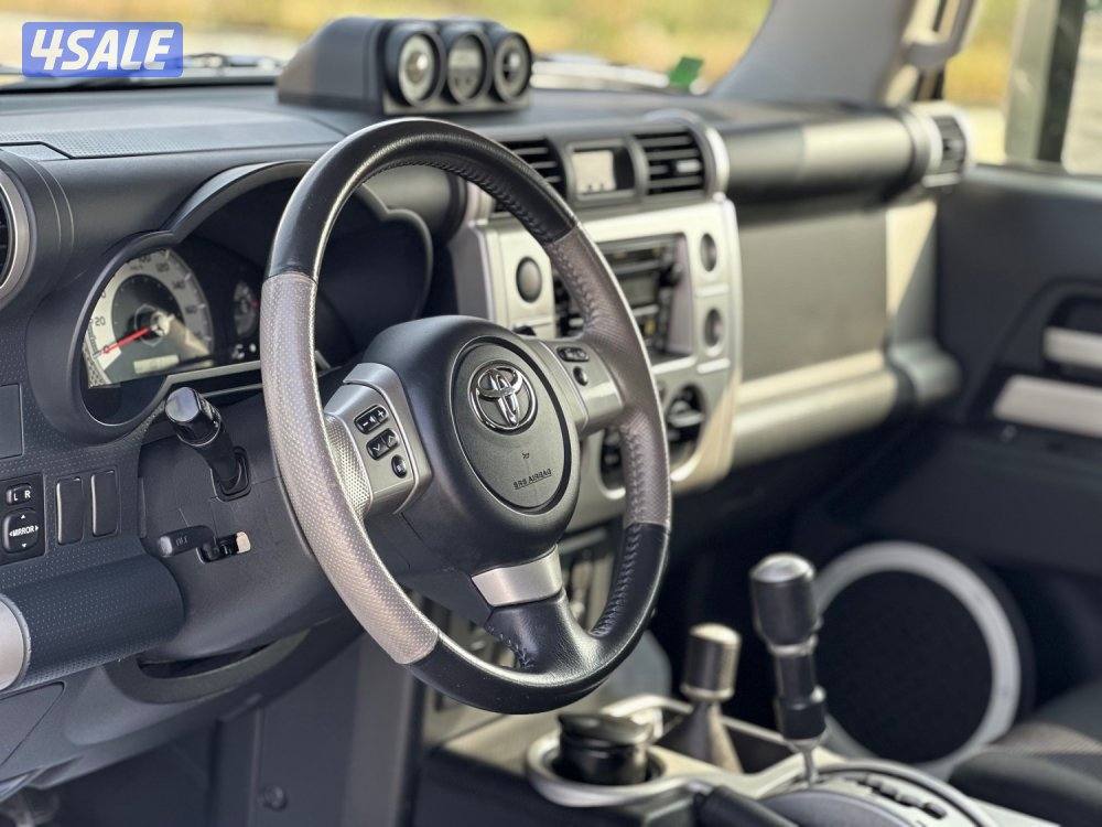 للبيع تويوتا اف جي ماشي ١٠٠ الف كيلو7