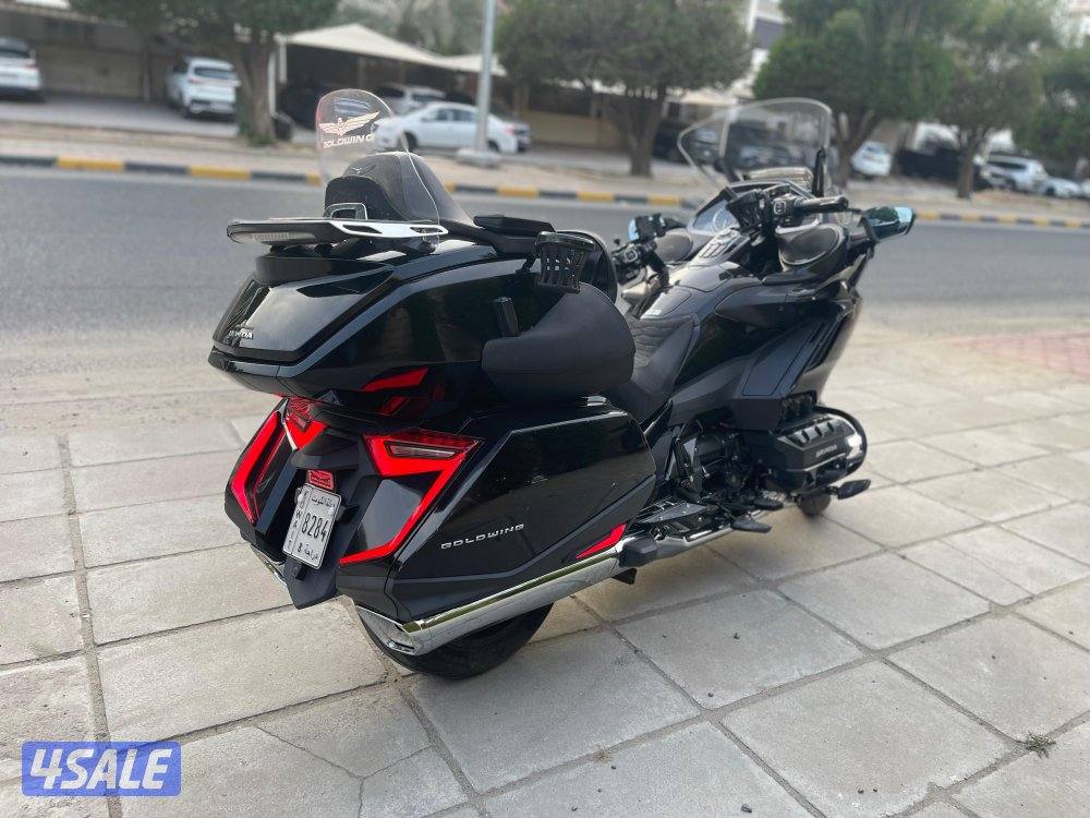 للبيع سيكل هوندا قولد وينج 20197