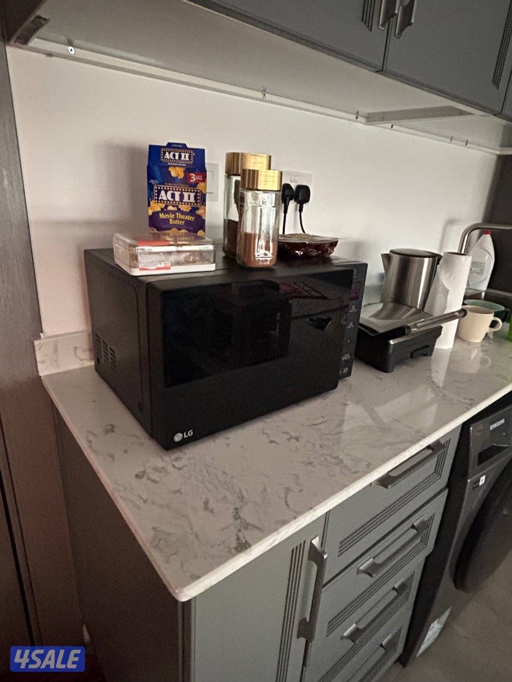 الخيران البحريه أثاث وأدوات كهربائيه للبيع في حالة ممتازة8