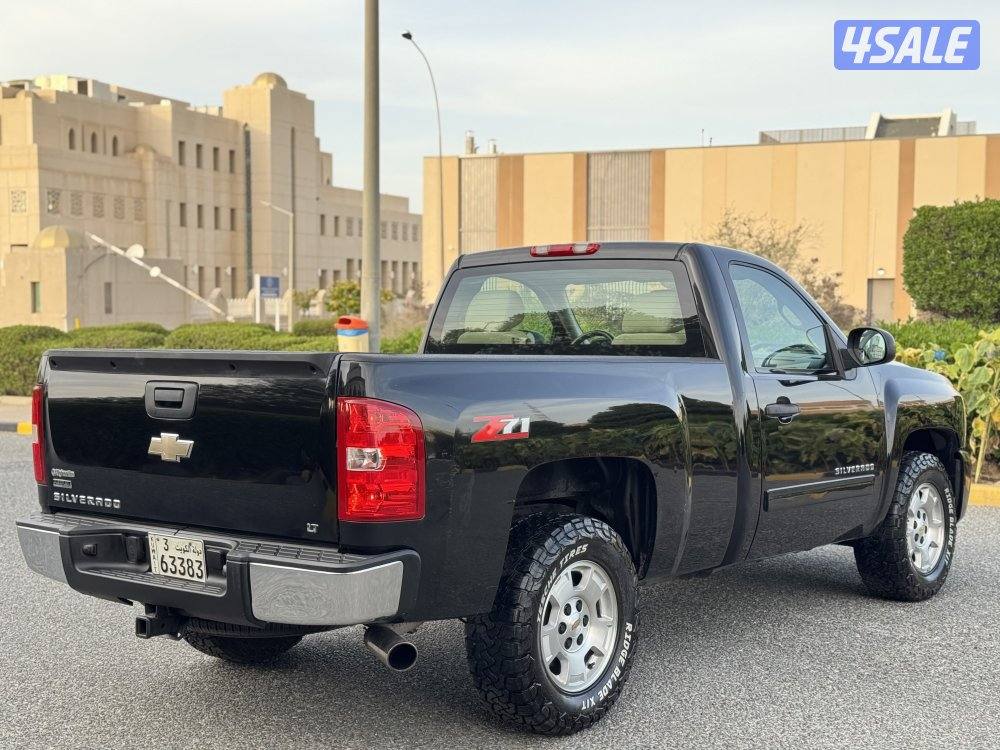 وانيت سلفرادو Z71 موديل 2010 شرط الفحص3