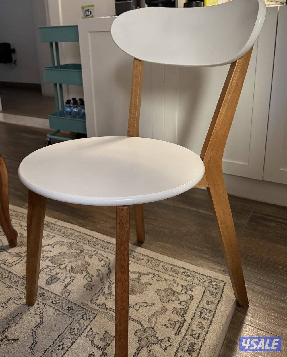 Set of chairs 5 مجموعة كراسي ٥0