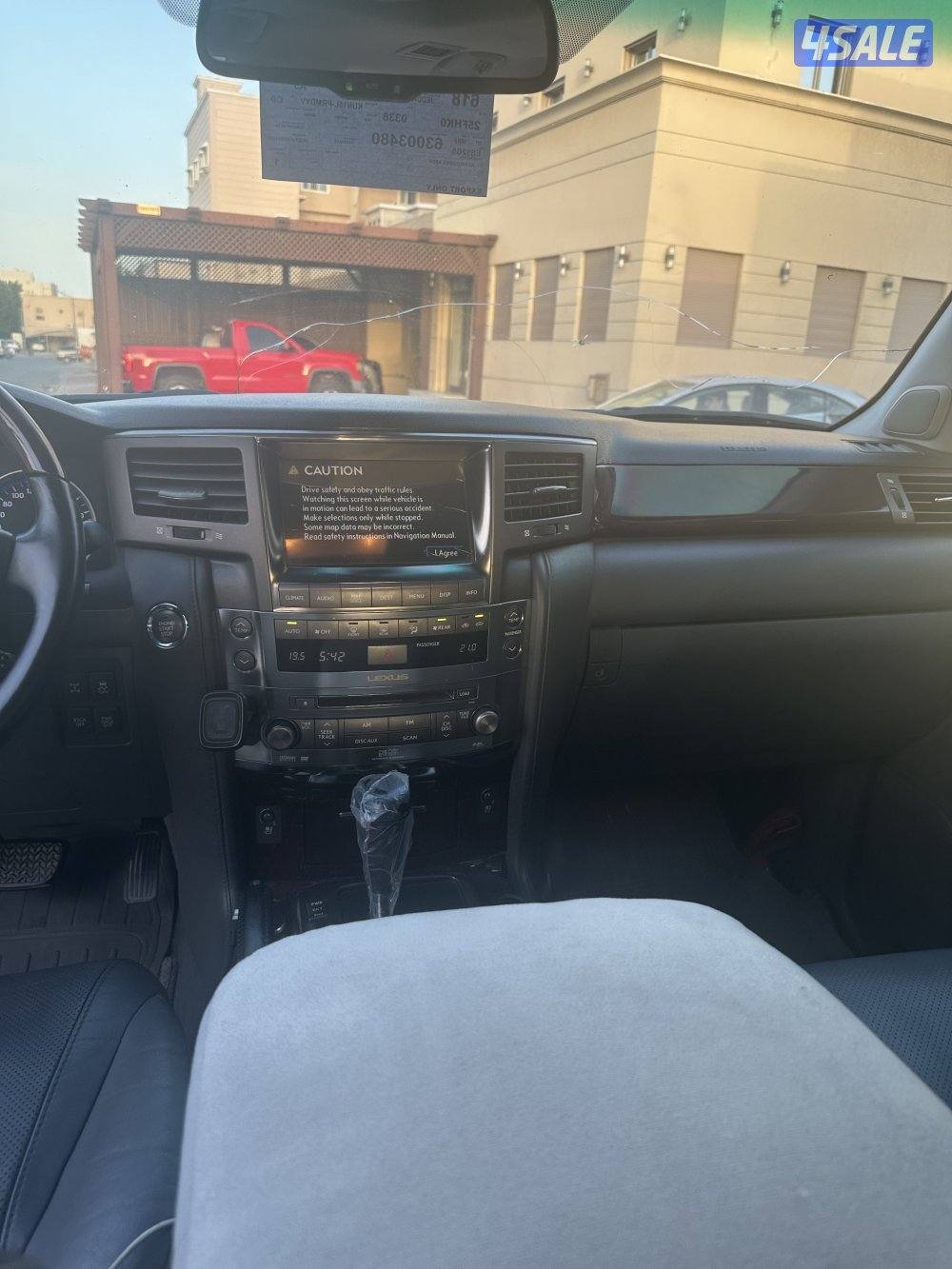 للبيع لكزس موديل ٢٠٠٩ وراد قطر ماشي ٤٧٠ صبغ الوكاله بلكامل داخليه وكال1