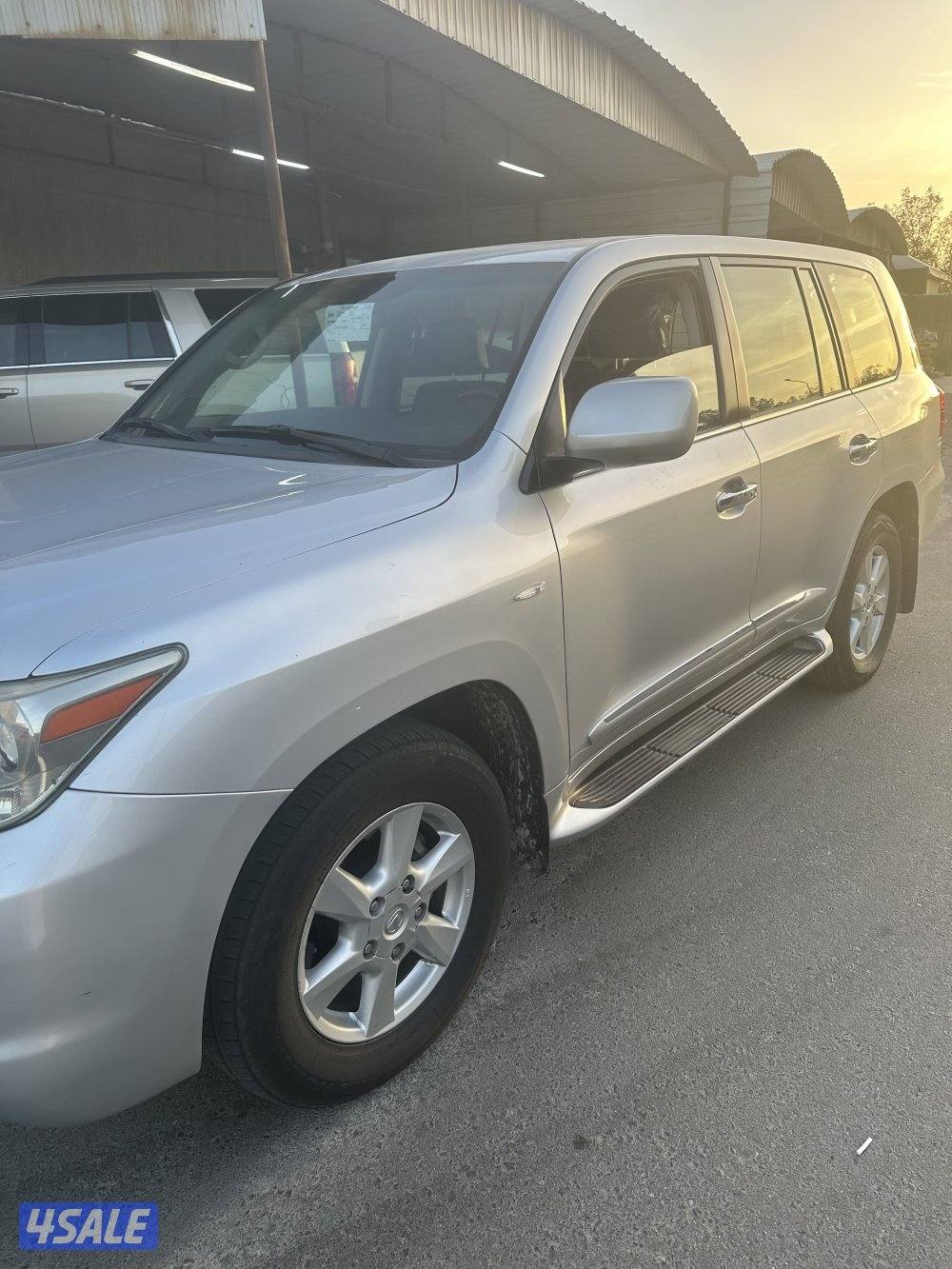 للبيع لكزس موديل ٢٠٠٩ وراد قطر ماشي ٤٧٠ صبغ الوكاله بلكامل داخليه وكال3