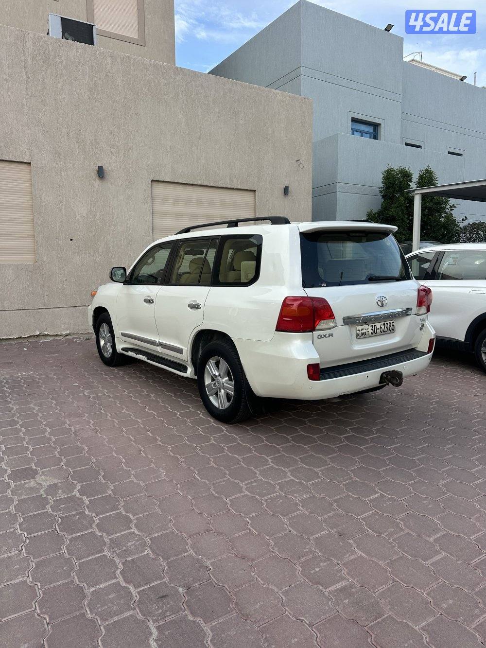 صبغ الوكالة GXR 2015 ممشى 629000 موجوده صورة الفحص3