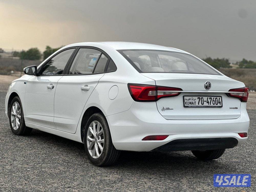 للبيع MG 5 ماشي ٩٥ الف كيلو سيرفس وكالة3