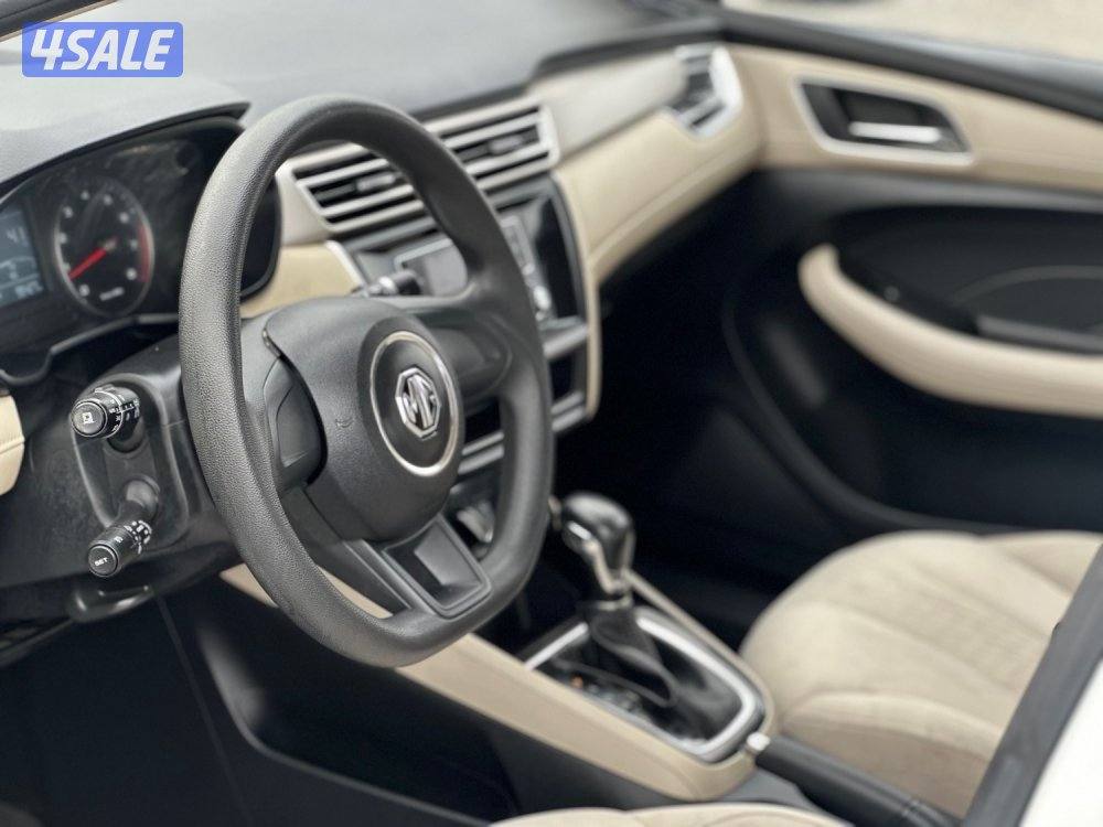 للبيع MG 5 ماشي ٩٥ الف كيلو سيرفس وكالة5