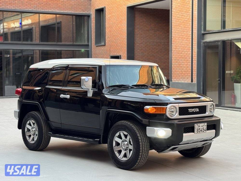 للبيع FJ موديل ٢٠١٦ عداد ٢٣٩ الف سيرفيس وكالة منتظم  الفل اعلى درجة4