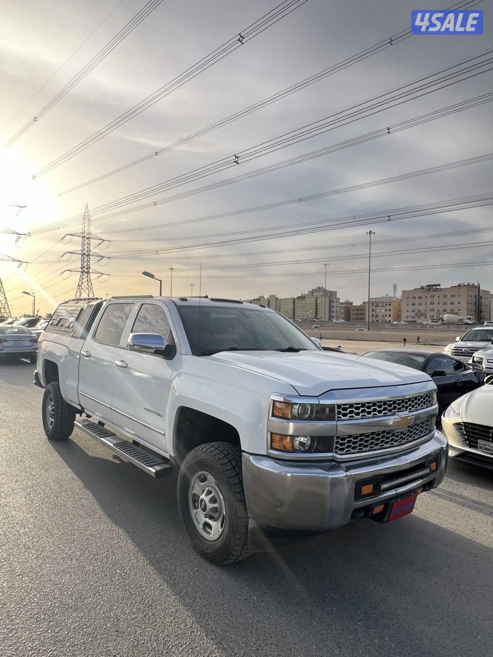 وانيت سلفرادو HD2