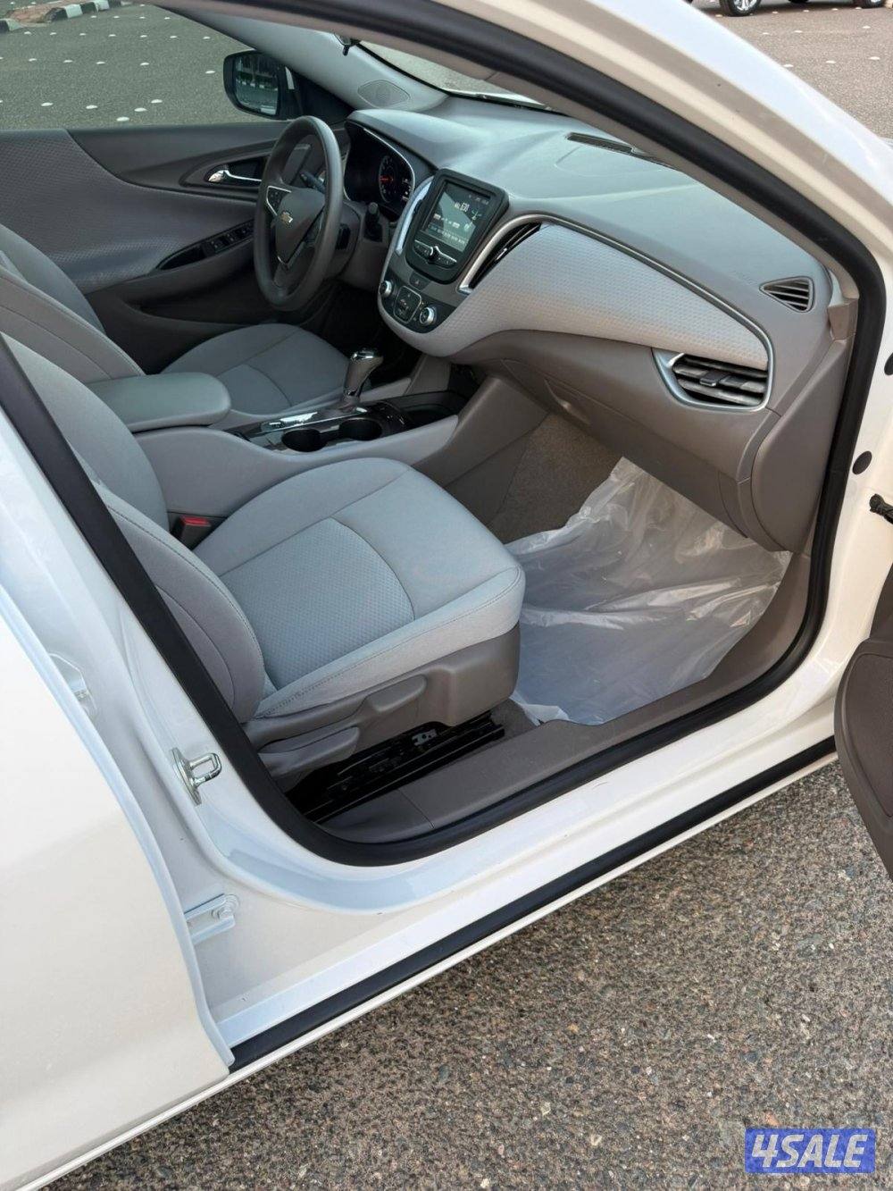 ماليبو 2018 قمه بالنظافه ماشي 112 الف فقط سيرفيس منتظم شرط الفحص10