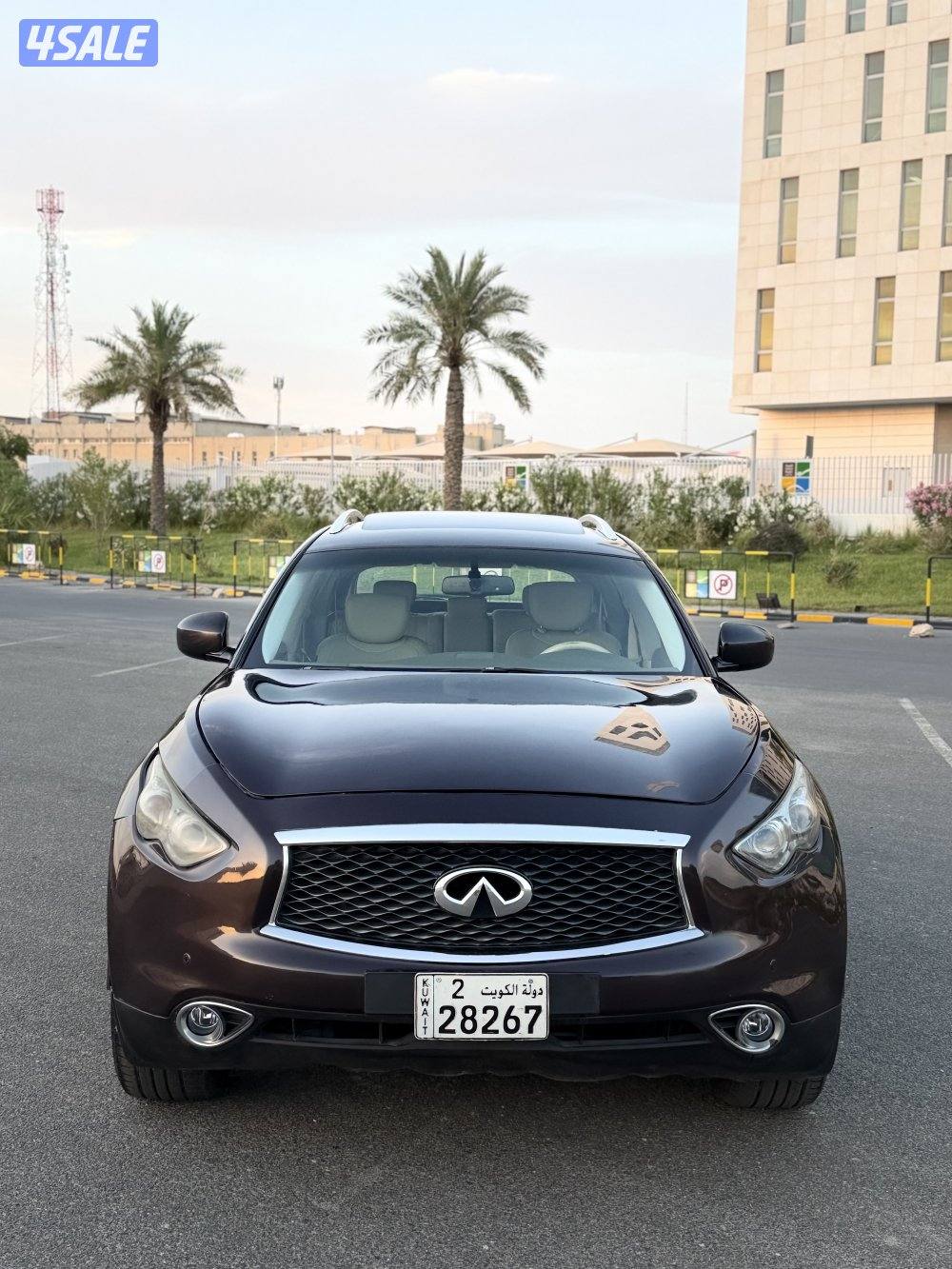 بيعه سريعه انفنتي QX70 بحاله نظيفه كامل المواصفات7