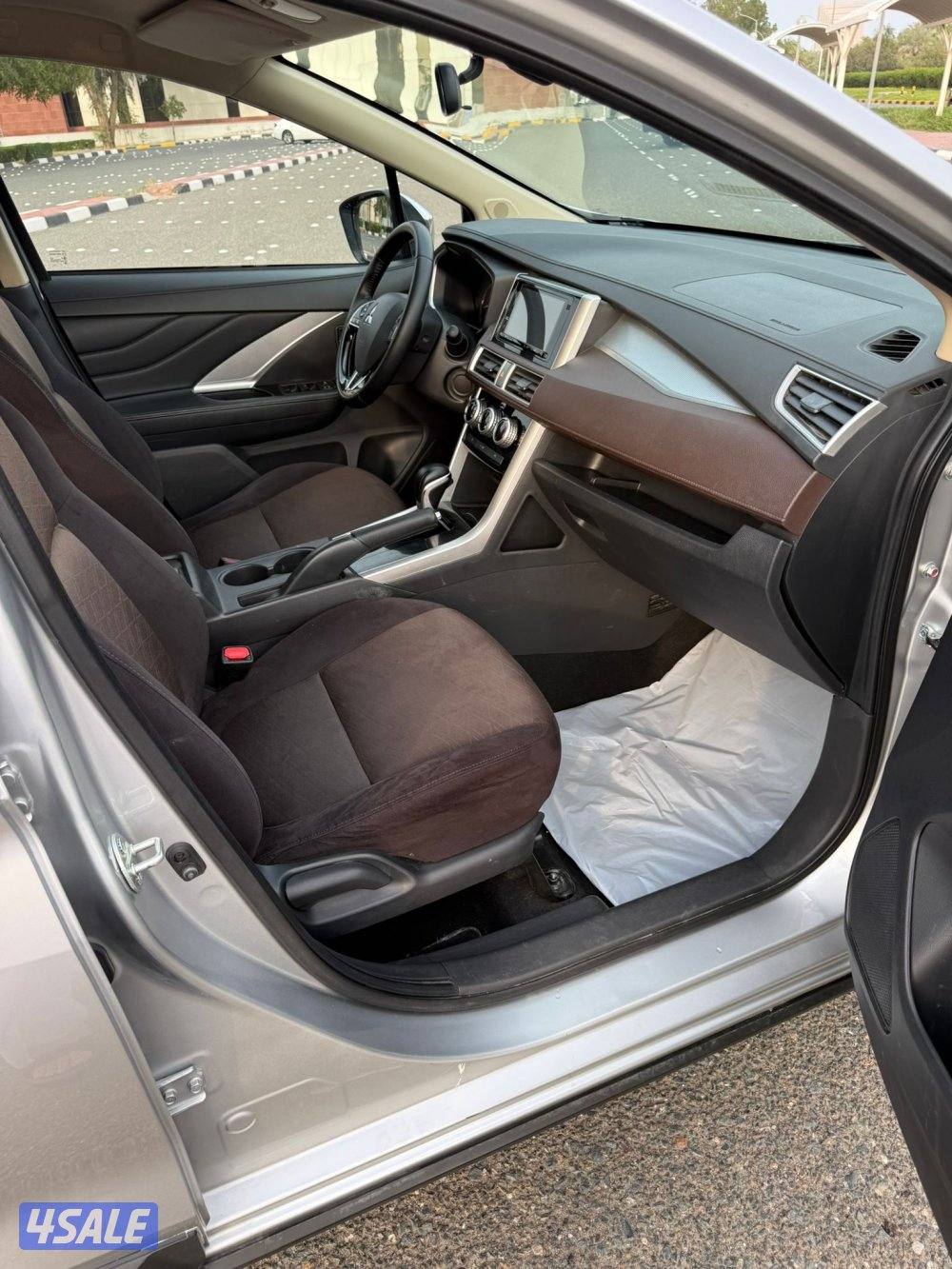 اكسباندر كروس 2023 قمه بالنظافه وشرط الفحص الكامل سيرفيس وكاله منتظم9