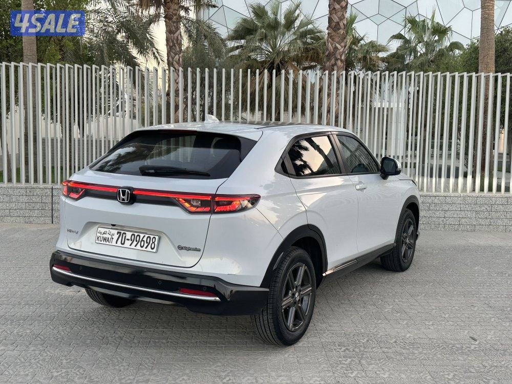 هوندا HR V موديل 2023 الدرجة الأولى بانوراما4