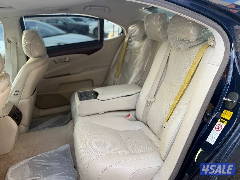 للبيع لكزس 2012 لارج5