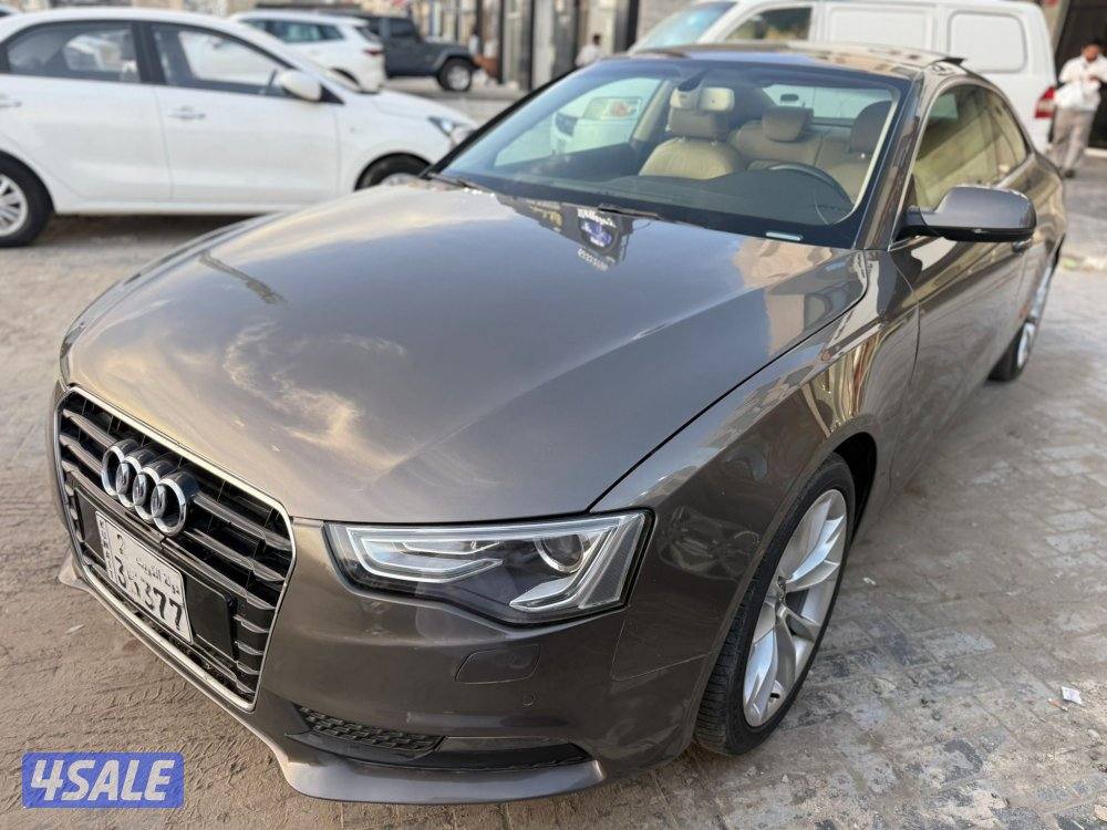 للبيع اودي 2015 A52