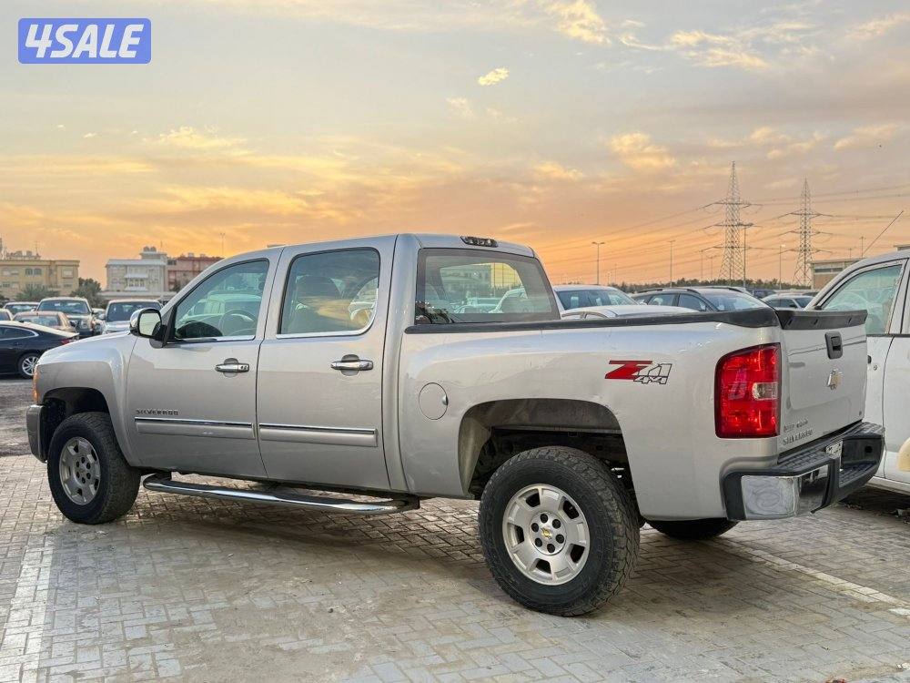 للبيع سلفرادو 2011 غمارتين دبل2