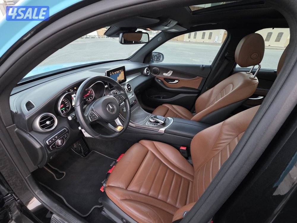 مرسيدس GLC 250 موديل 2019 _عداد 64 الف كم فقط_صبغ الوكاله4