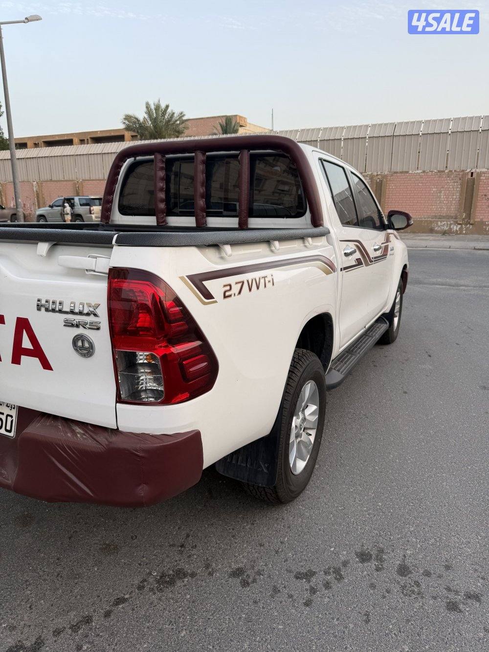 وانيت تويوتا هايلكس موديل 2019  قير عادي دبل ماشي 221 السياره طيبه حيل1